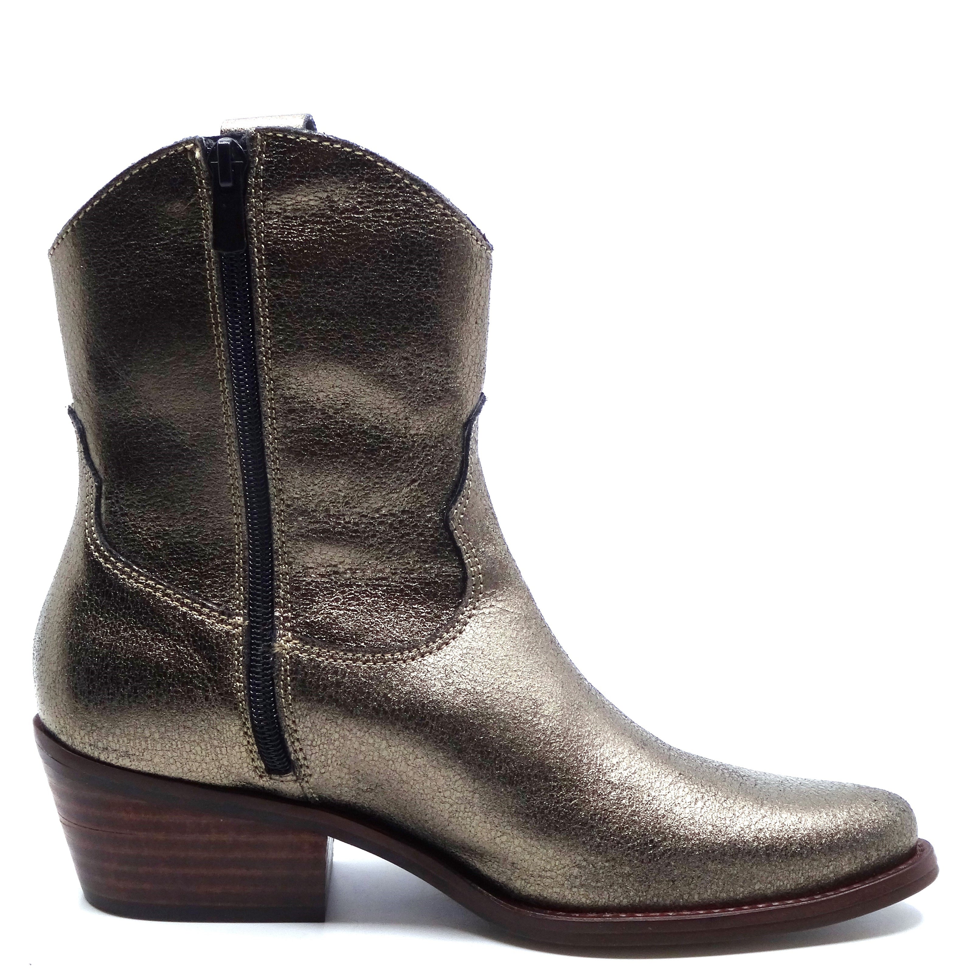 Lucia Viguera 8224 Nariella Gris