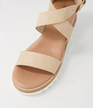 Load image into Gallery viewer, Django &amp; Juliette Becker Camel Leather White Sole
