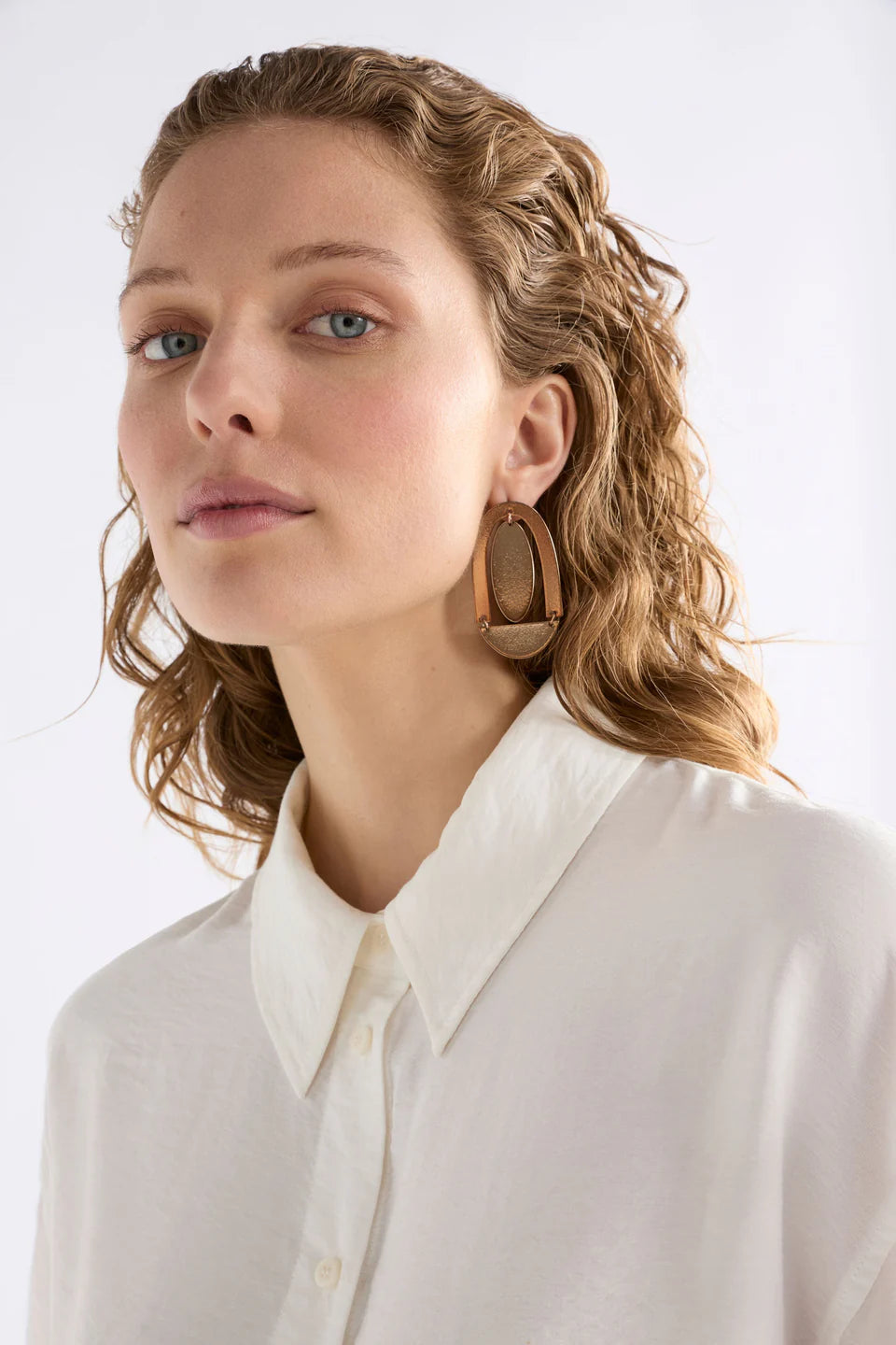 Elk Dadem Drop Earring Bronze