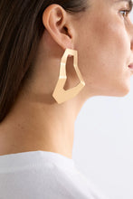 Load image into Gallery viewer, Elk Delka Drop Earring Gold
