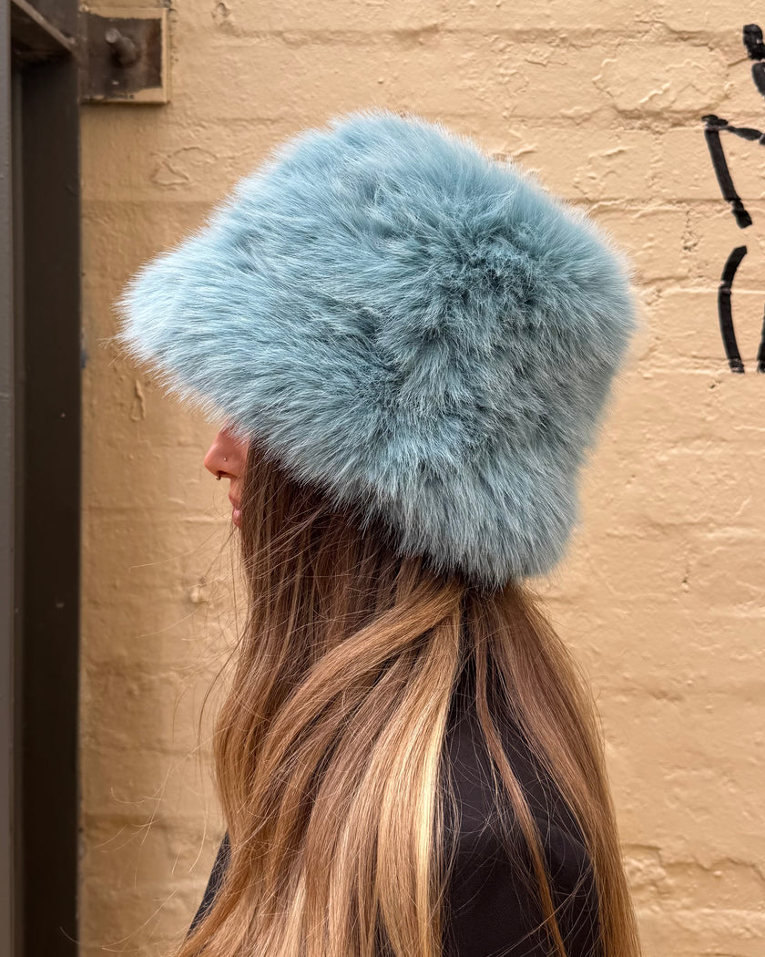 Cinnamon Creations 7549 Faux Fur Fluffy Bucket Hat Blue