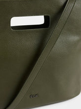 Load image into Gallery viewer, Elk Vio Tote Bag Olive
