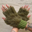 Cinnamon Creations GL040 Fluffy Fingerless Gloves Green
