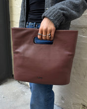 Load image into Gallery viewer, Elk Vio Tote Bag Tan
