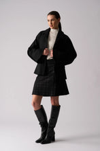 Load image into Gallery viewer, FOIL Break Through Coat Black

