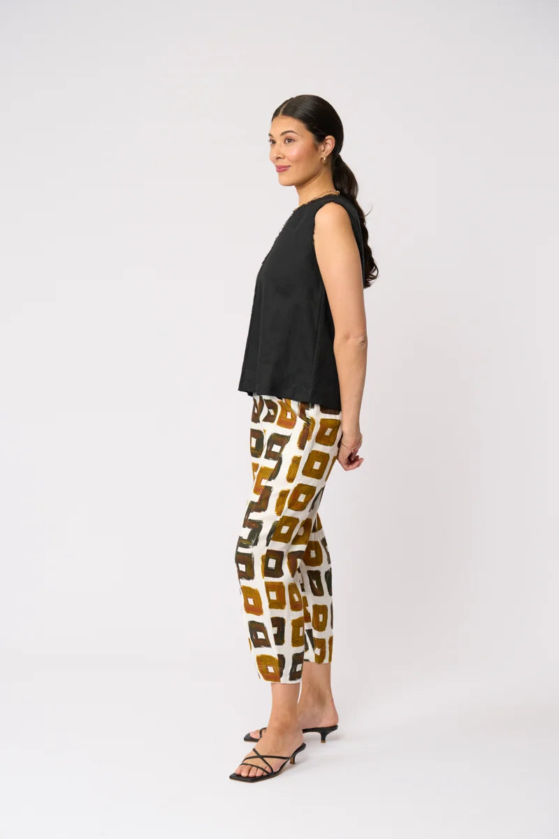 FOIL Act Natural Shell Tank Black