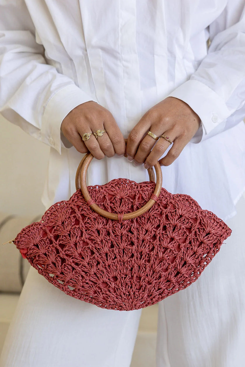 Free Spirit Australia FSB2610 Crochet Knit Shell Bag Cranberry