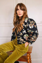 Load image into Gallery viewer, Traffic People Fleeting Fools Paddle Jacket Black
