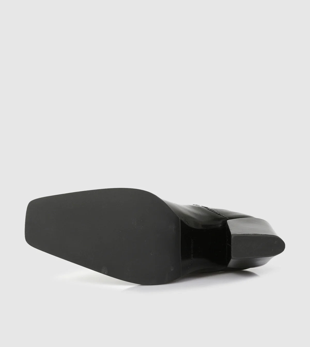 Beau Coops Libby Chelsea Boots Nero Black Patent Leather