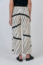 Load image into Gallery viewer, O&amp;J Naturals GA398 Pants Isobars
