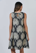 Load image into Gallery viewer, O&amp;J Naturals GA518 Dress Date Palm
