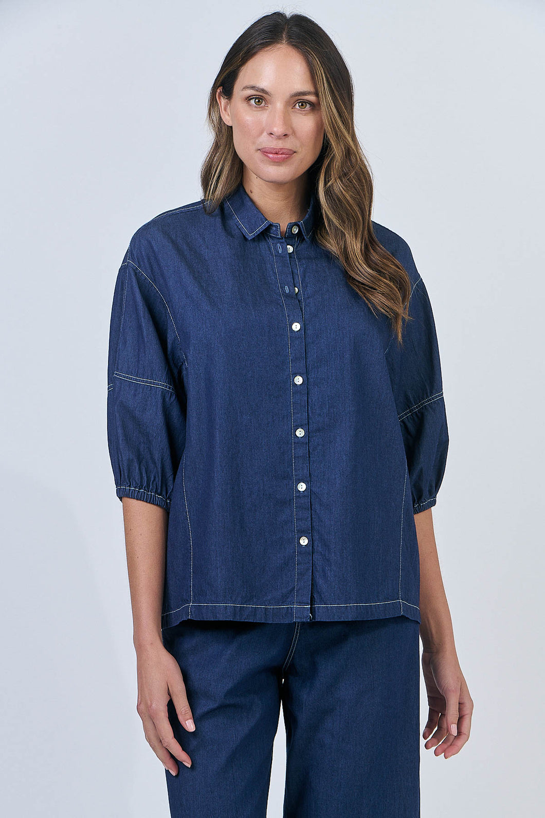 O&J Naturals GA638 Top Chambray