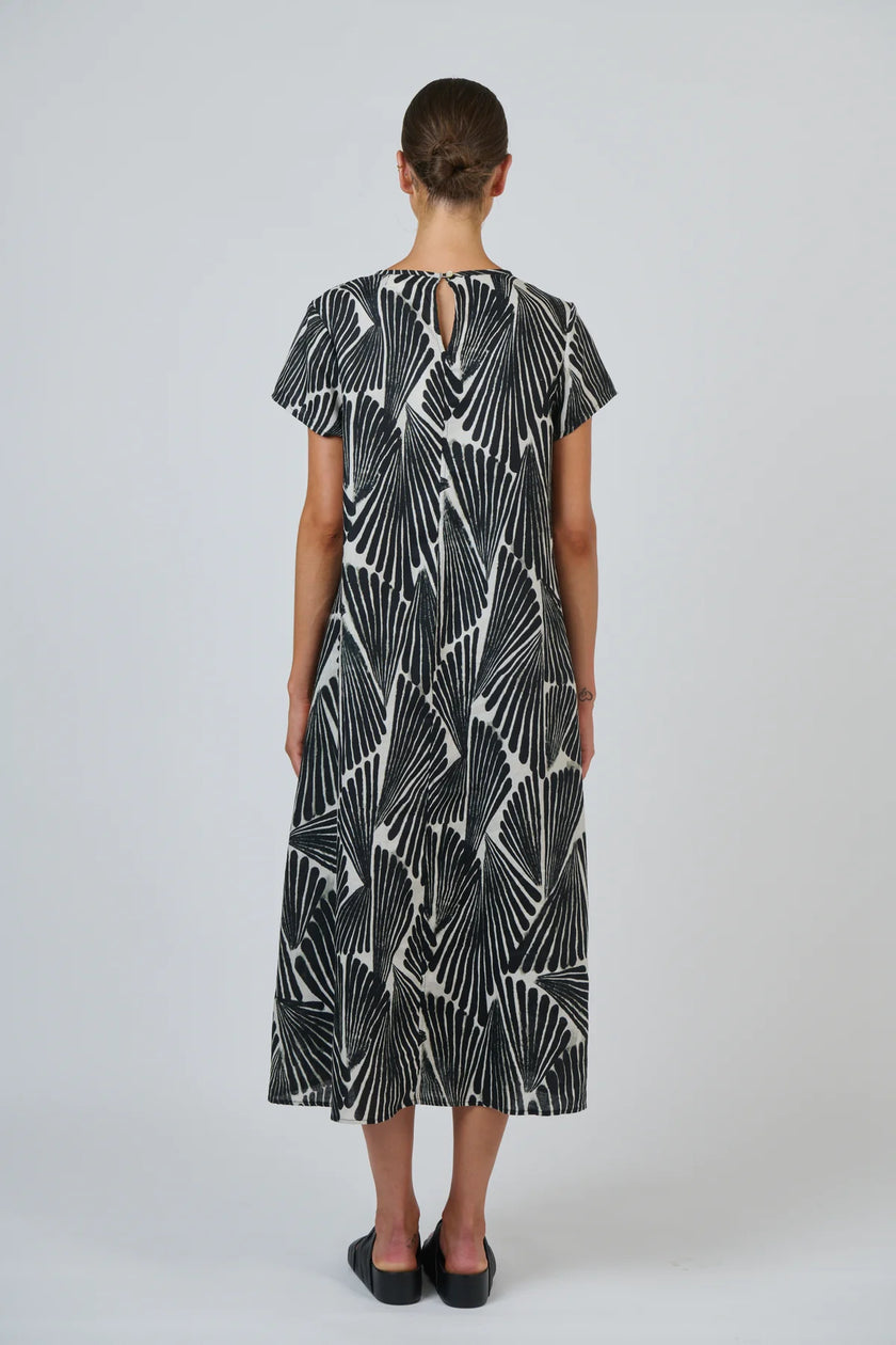 O&J Naturals GA706 Linen Dress Folies