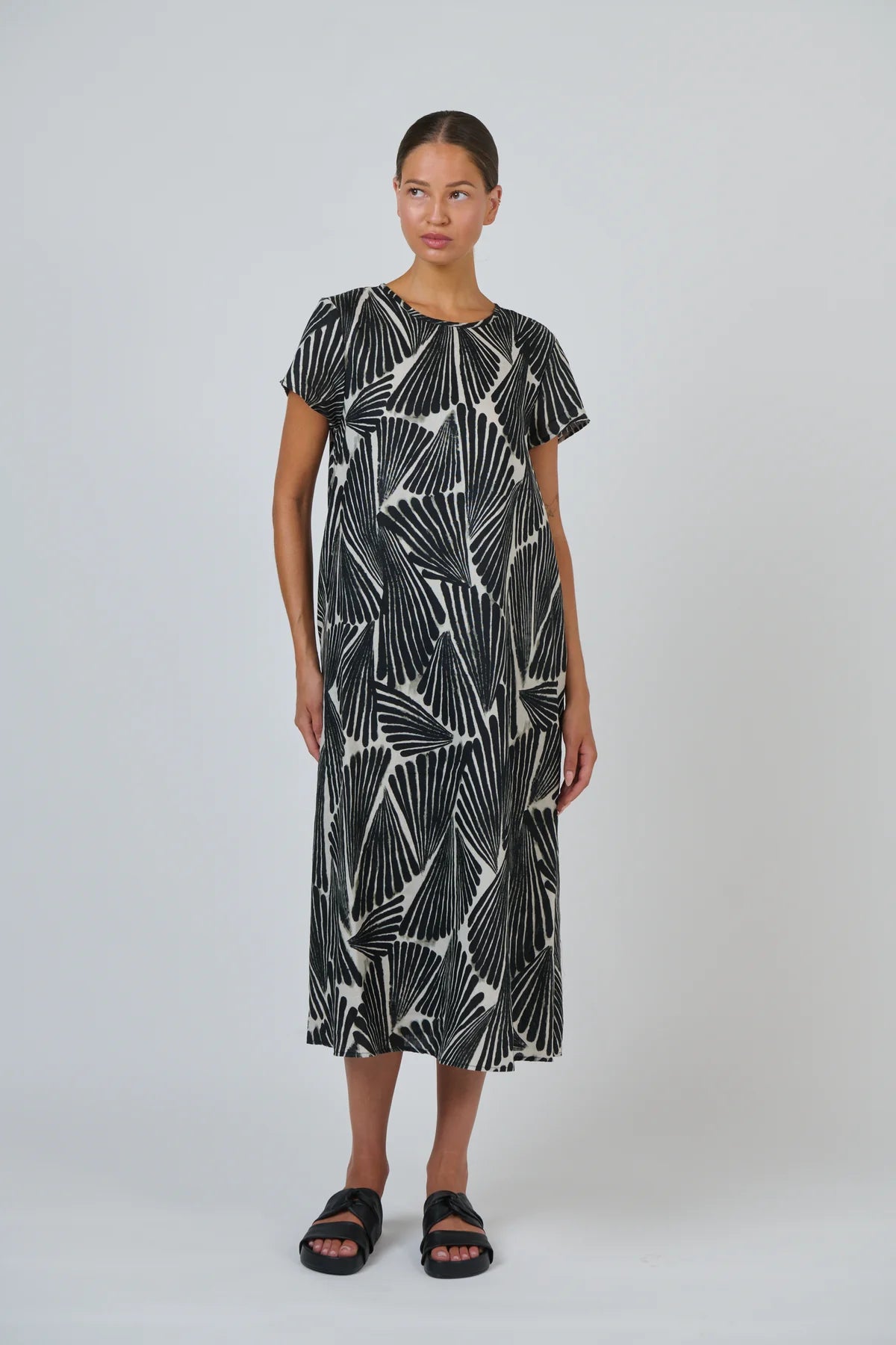 O&J Naturals GA706 Linen Dress Folies