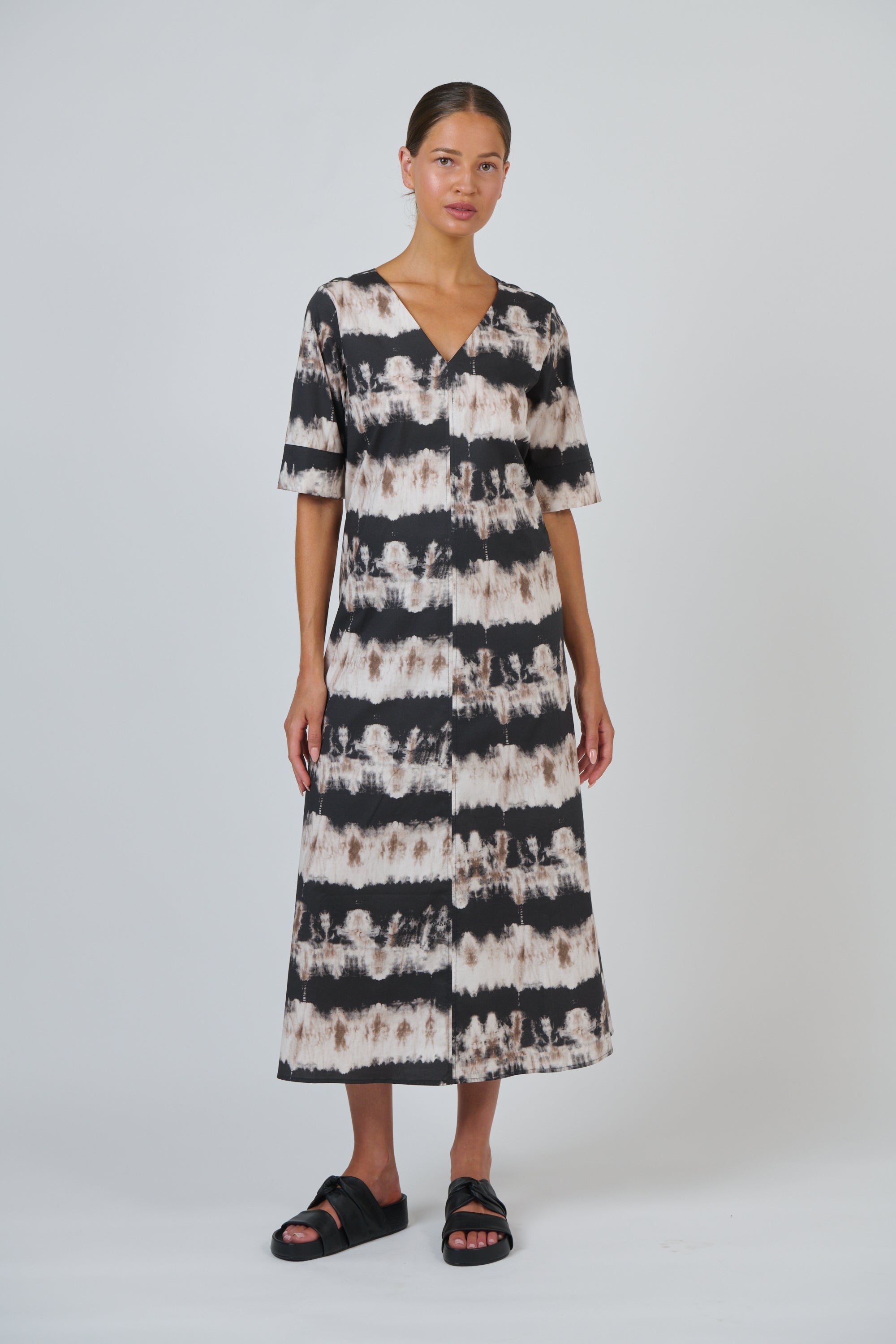 O&J Naturals GA707 Poplin Dress Eruption