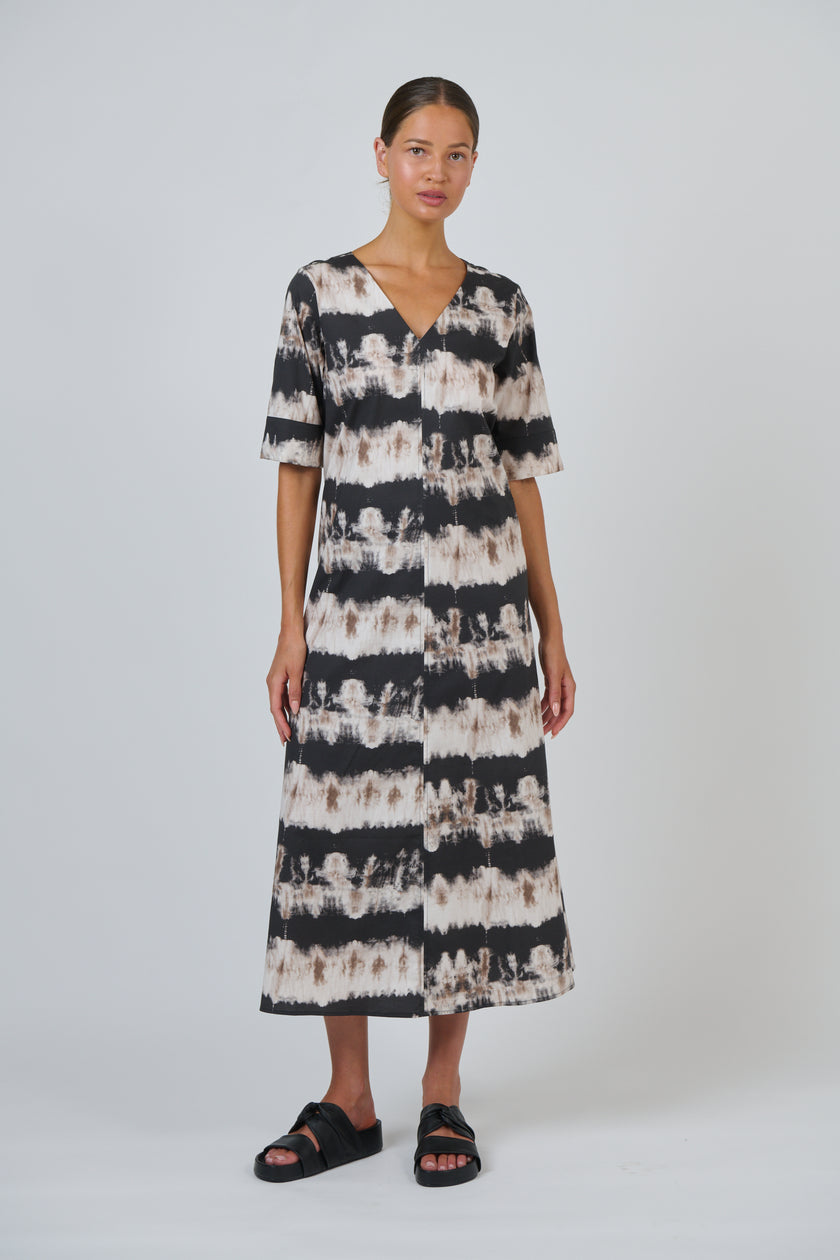O&J Naturals GA707 Poplin Dress Eruption