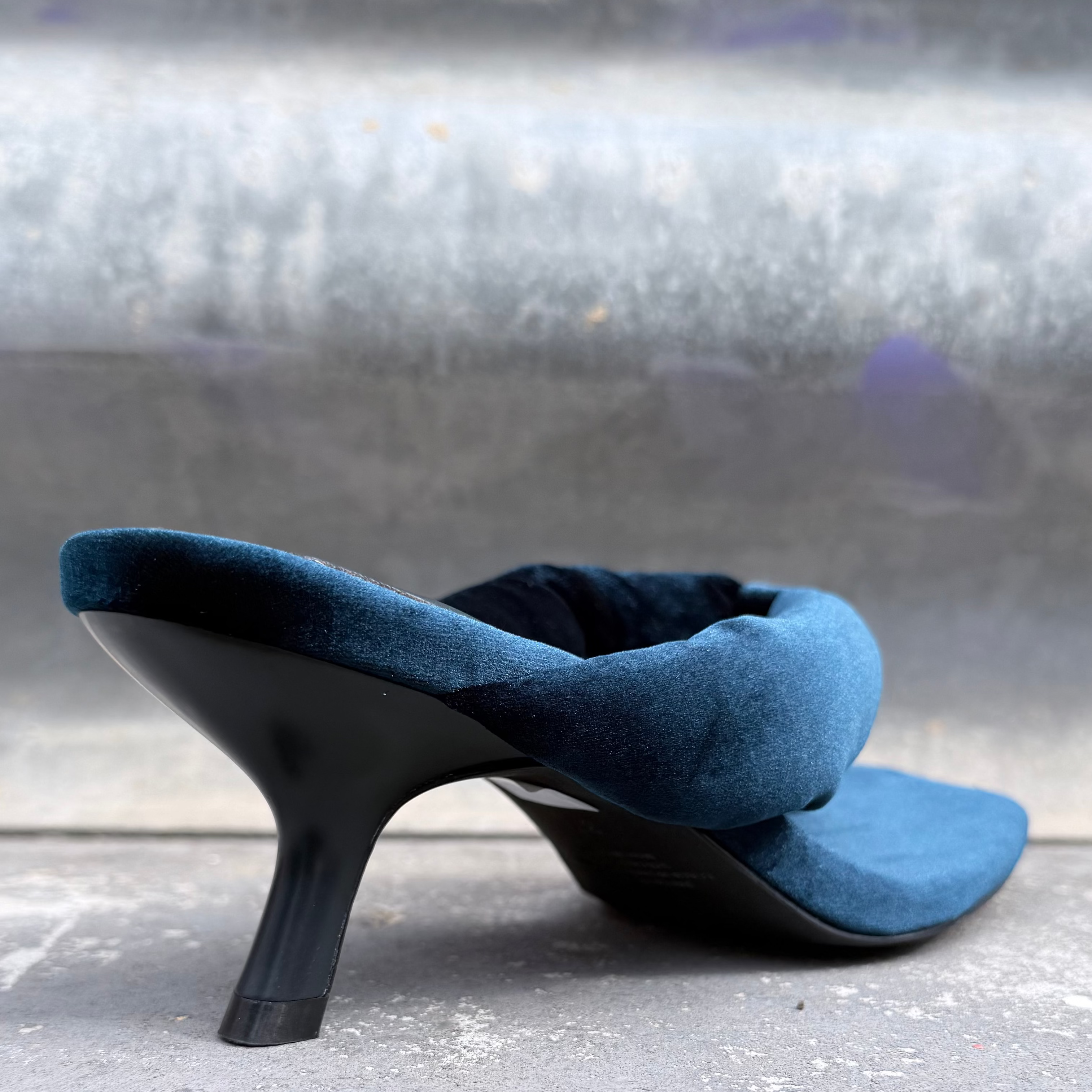 Mollini Heedee Velvet Thong Heels Teal