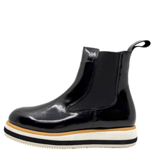 Load image into Gallery viewer, Wave Maple Nero Leather
