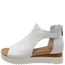 Load image into Gallery viewer, Django &amp; Juliette Ambatto White/White Leather
