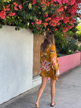 Load image into Gallery viewer, Anna Chandler Kimono Chinoiserie Gold
