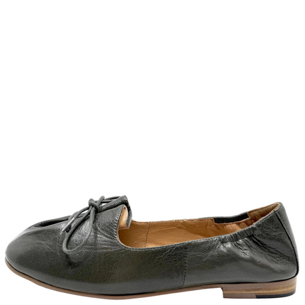 Django & Juliette Ubeeria Flats Olive Polish Leather