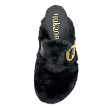 Load image into Gallery viewer, Yokono Tunez 651 Fluffy Mule Black
