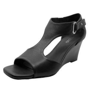 Top End Harnece Black Leather Wedge Heels