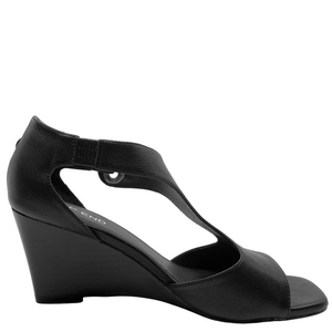 Top End Harnece Black Leather Wedge Heels
