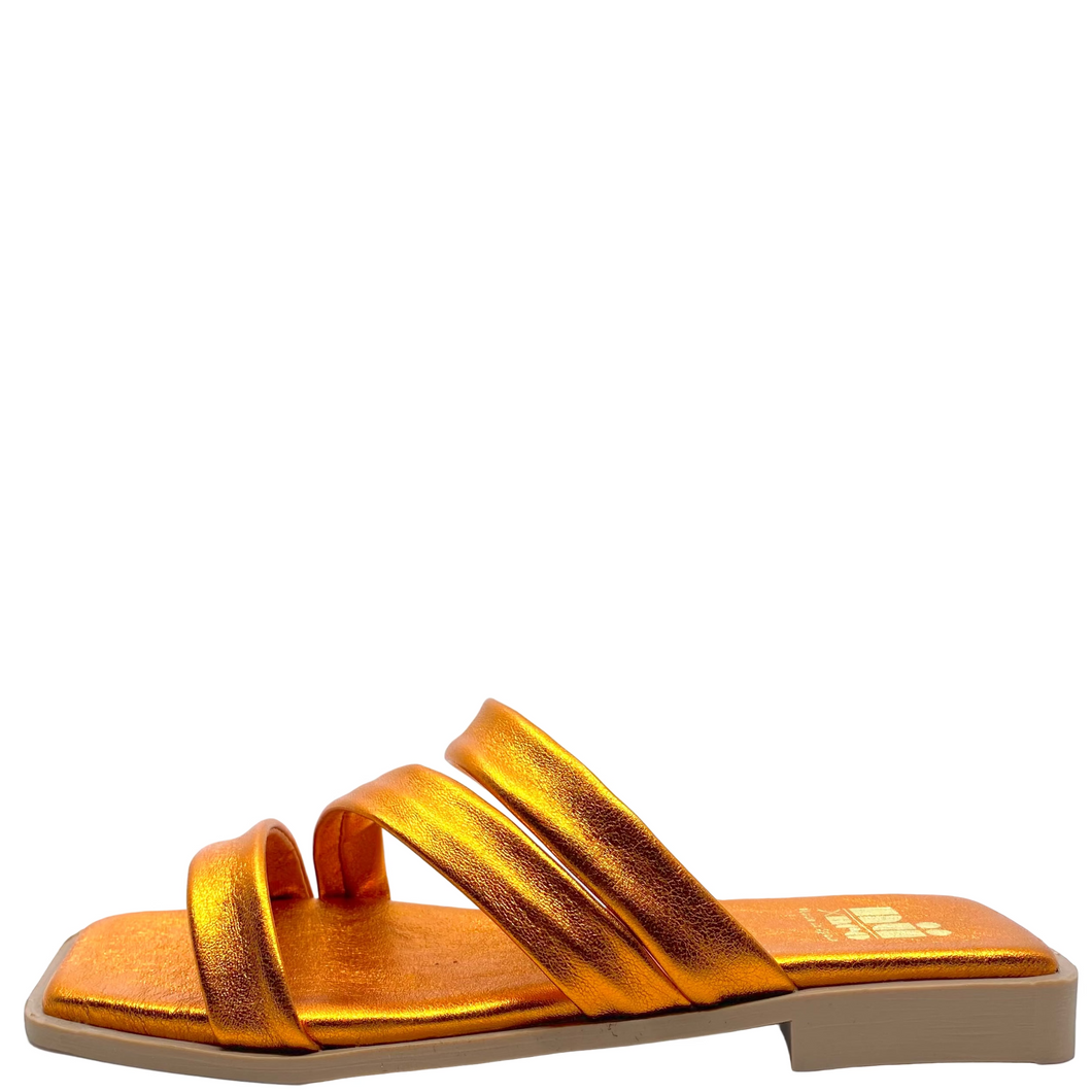 Nu by Neo Wilena Slides Rojo Metallic Leather