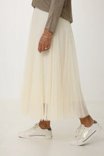 Load image into Gallery viewer, Isabella Tulle Skirt Cream
