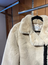 Load image into Gallery viewer, DEA Zip Faux Fur Jacket Aspen
