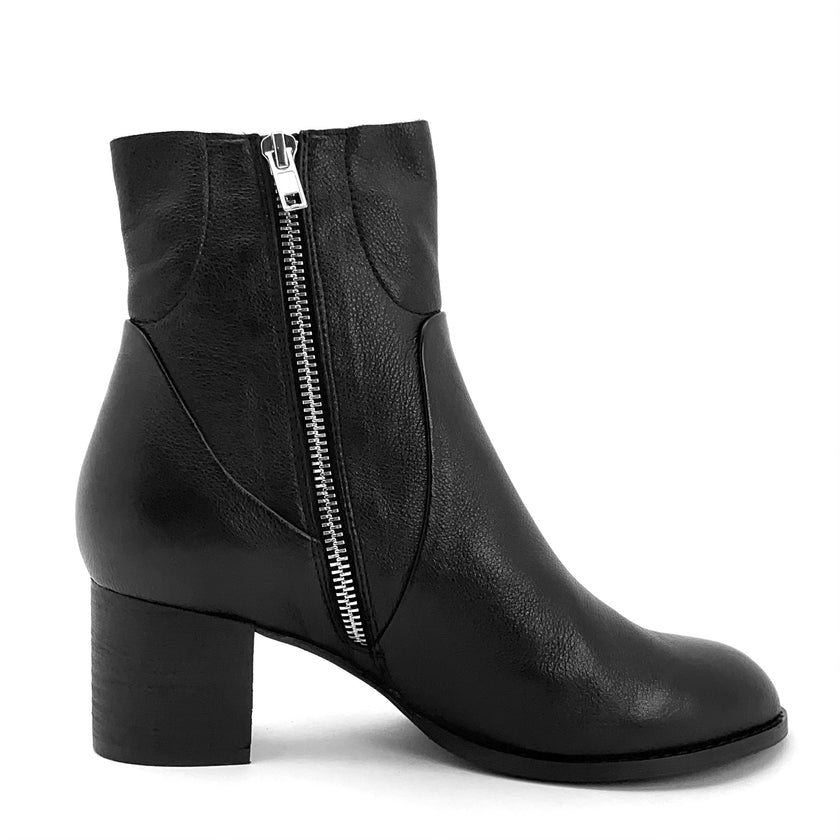 Django & Juliette Shadan Ankle Boots Black Leather