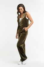 Load image into Gallery viewer, Italian Star Jets Velvet Vest Khaki
