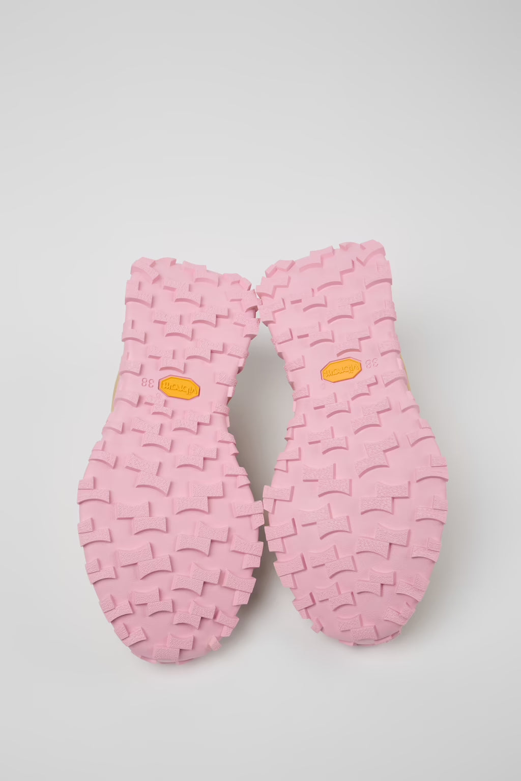 Camper Womens Drift Trail Vibram Sneakers Camel/Pink