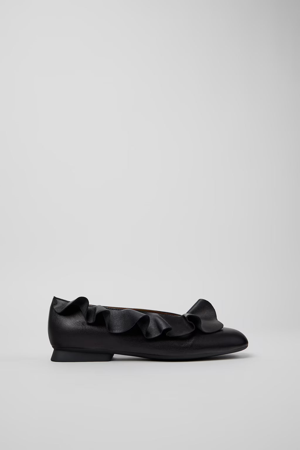 Camper Casi Myra Frilly Ballet Flats Black Leather