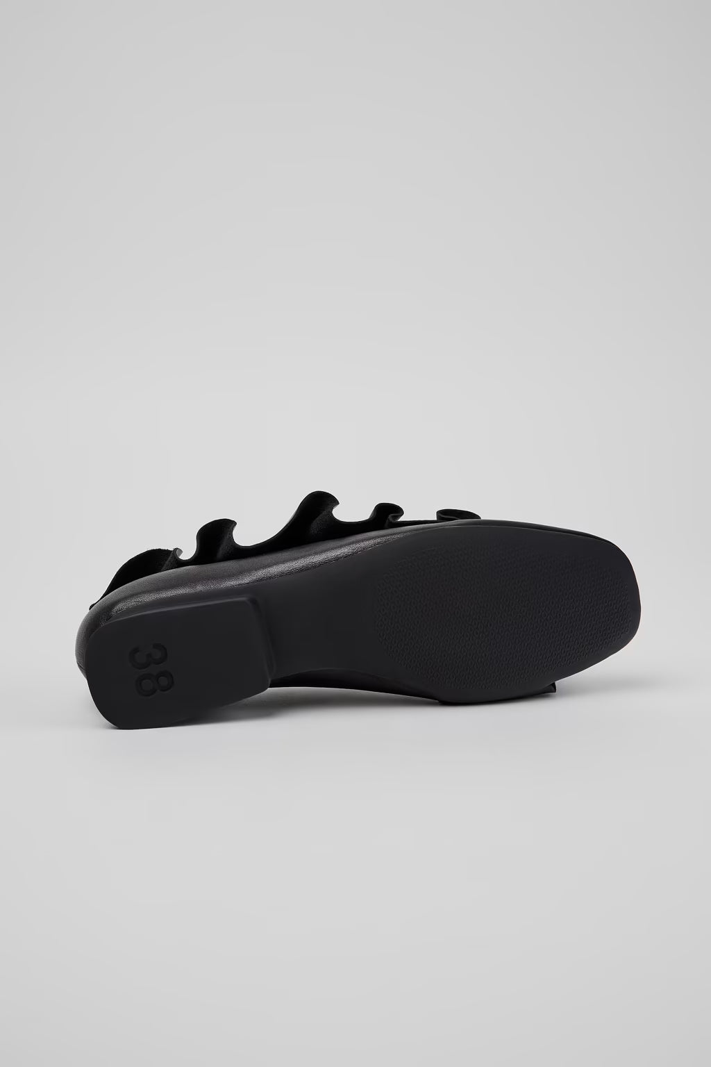 Camper Casi Myra Frilly Ballet Flats Black Leather