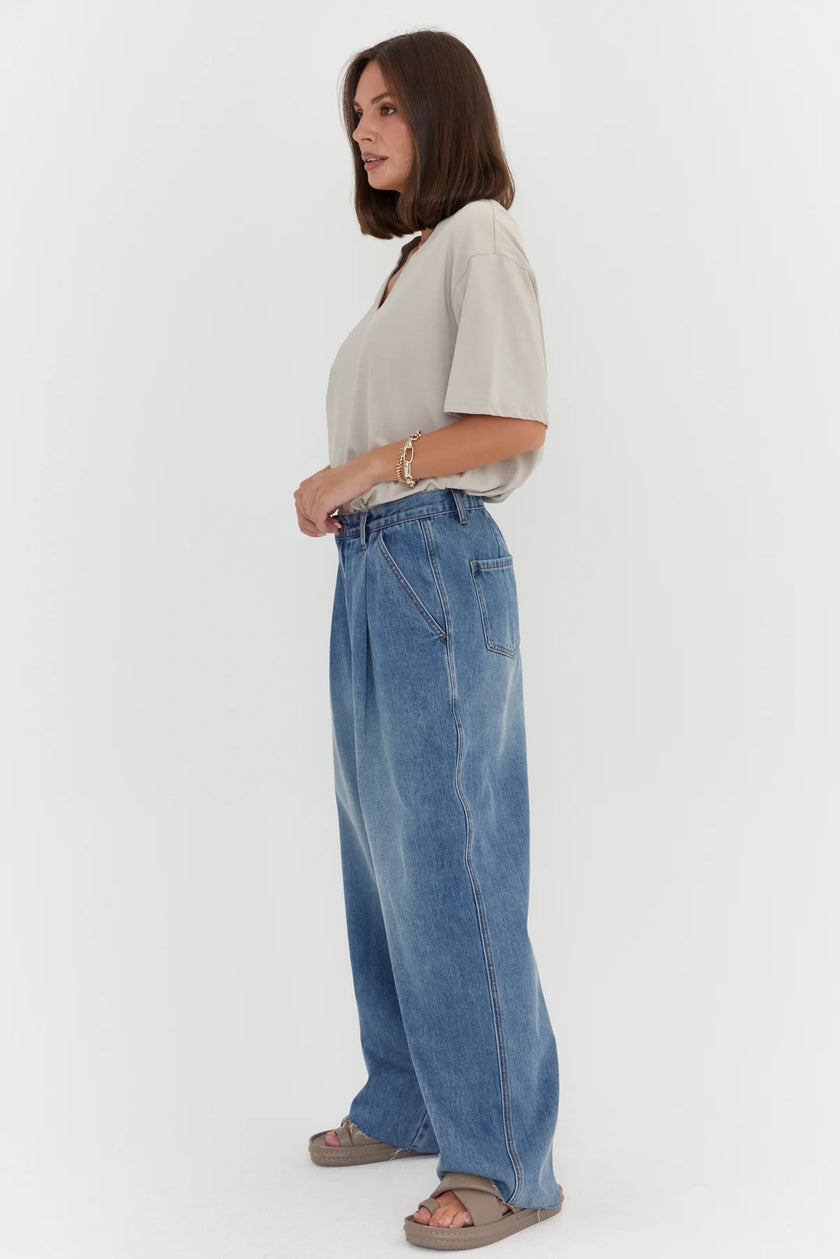 ALEXANDRA Alessia Wide Leg Jeans Mid Blue Denim