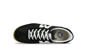 Karhu Mestari Black/White