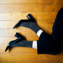 Load image into Gallery viewer, KLUE Glitter Lurex Socks Black
