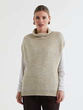 Load image into Gallery viewer, LD &amp; Co Lofty Tunic Oat
