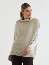 Load image into Gallery viewer, LD &amp; Co Lofty Tunic Oat
