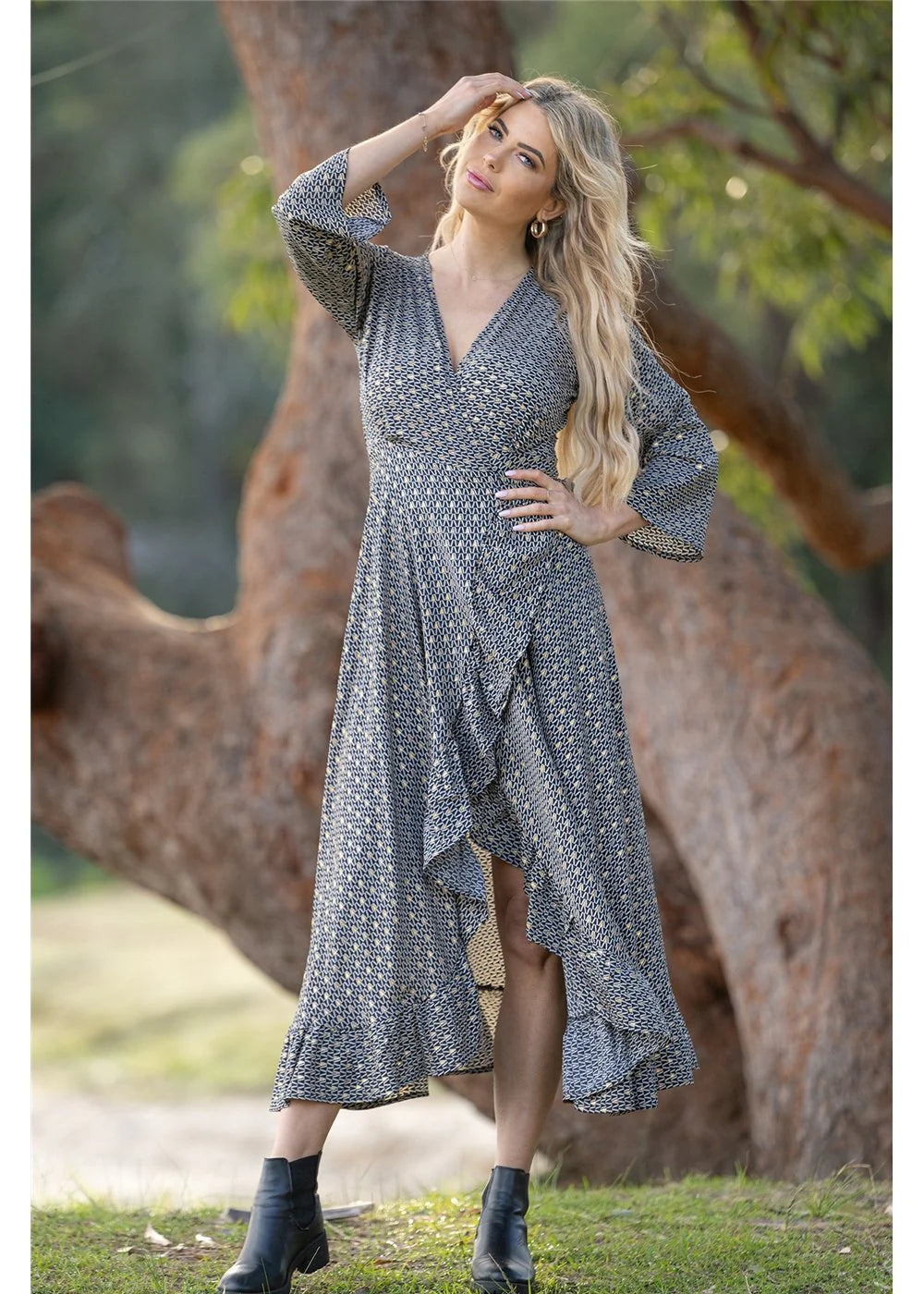 Cienna Eline Wrap Dress Black/Gold