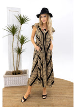 Load image into Gallery viewer, Cienna Hemi Cotton Dress Black
