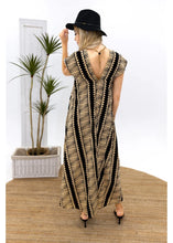 Load image into Gallery viewer, Cienna Hemi Cotton Dress Black
