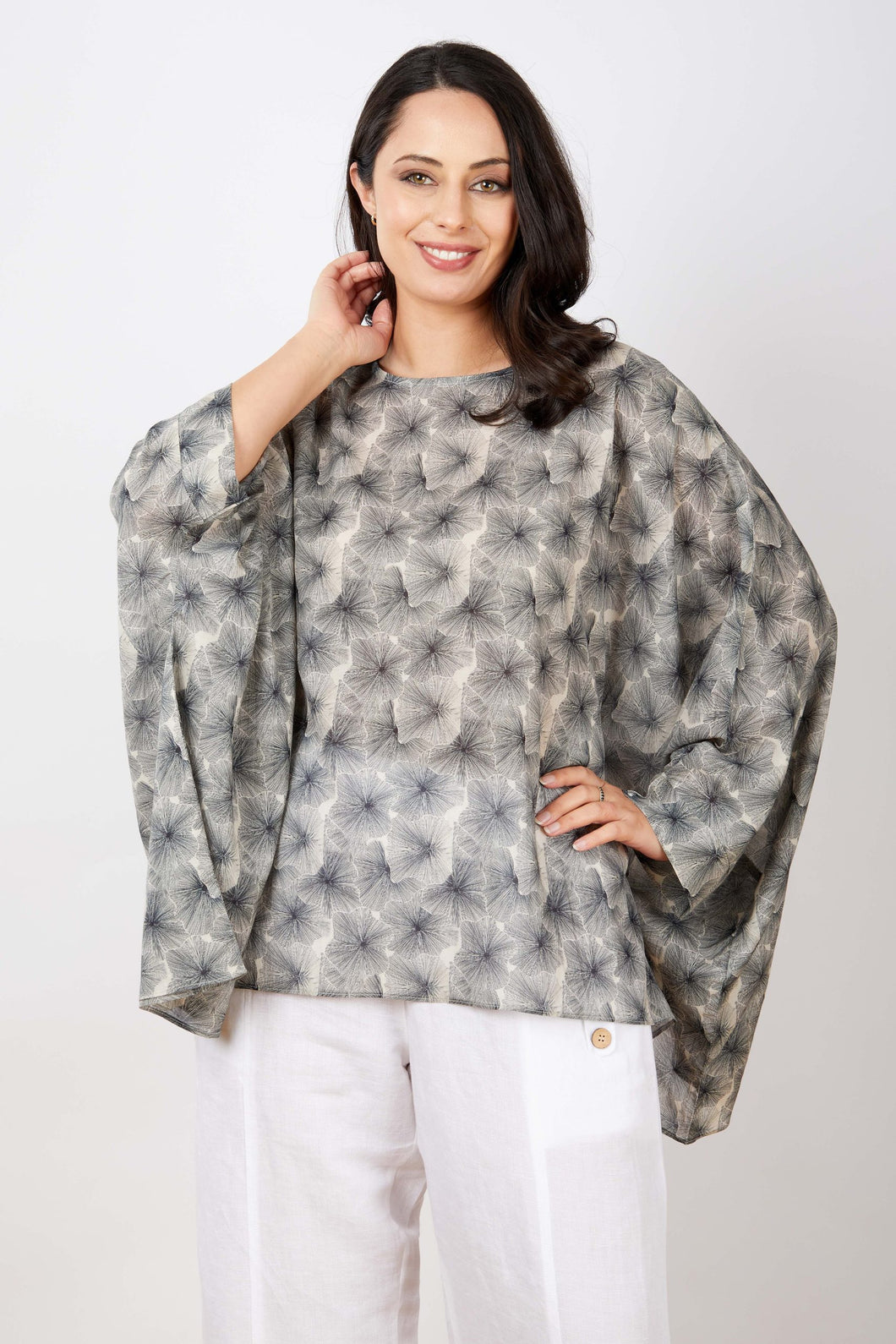 JJ Sisters LL91 Dark Floral Top