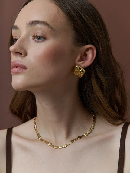 Lustre & Sage Hammered Plate 18K Gold Plated Necklace Gold