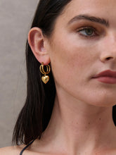 Load image into Gallery viewer, Lustre &amp; Sage Rome Heart 18K Gold Plated Earrings
