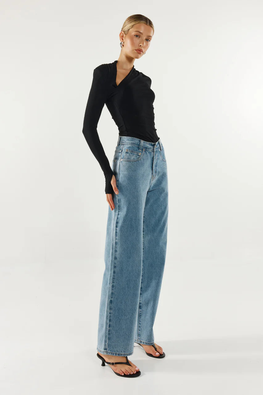 Madison The Label Laury Long Sleeve Top Black
