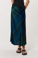 Load image into Gallery viewer, Fate + Becker Sublime Skirt Ombre Navy
