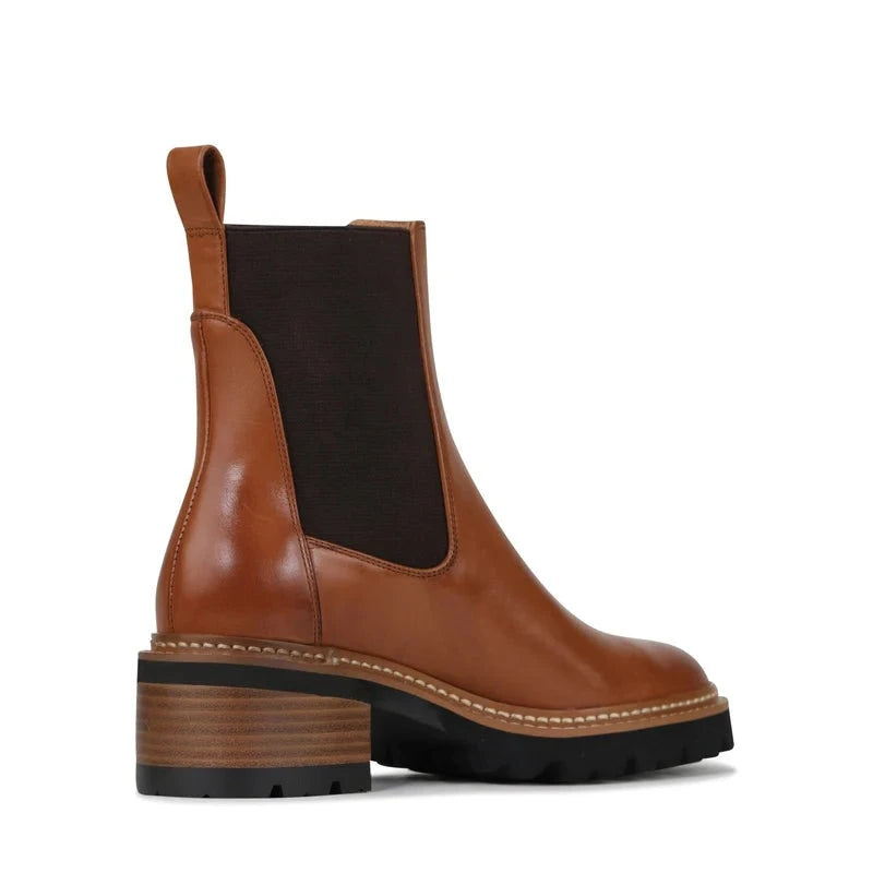 EOS Linear Chelsea Boots Brandy Leather